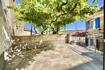STEINHAUS MIT GROSSEM POTENZIAL IM HERZEN VON MOTOVUN